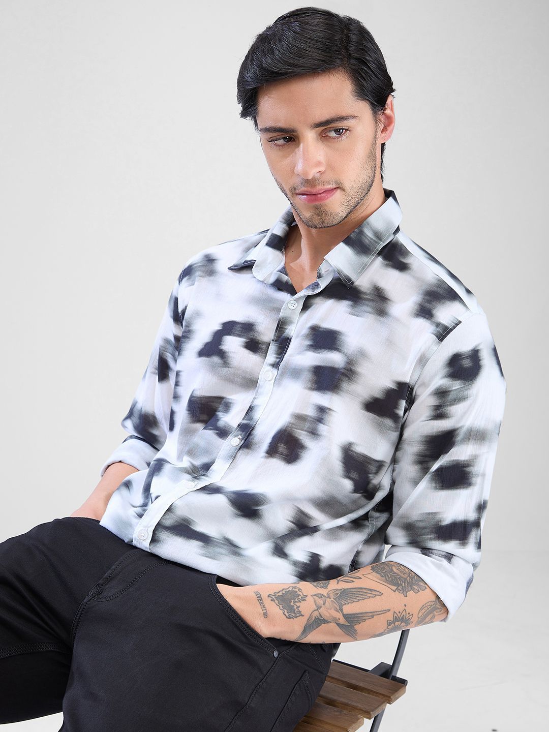 SPYKAR Men Slim Fit Abstract Printed Opaque Spread Collar Casual Shirt