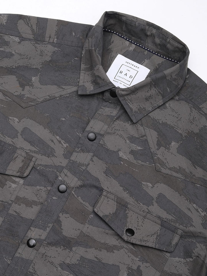 VASTRADO Men Classic Fit Spread Collar Camouflage Printed Cotton Slim Fit Casual Shirt