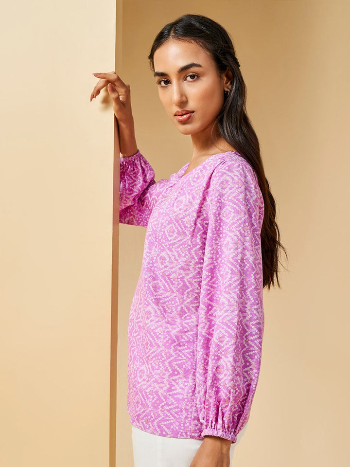 Global Desi Ethnic Motifs Print V-Neck Puff Sleeves Top