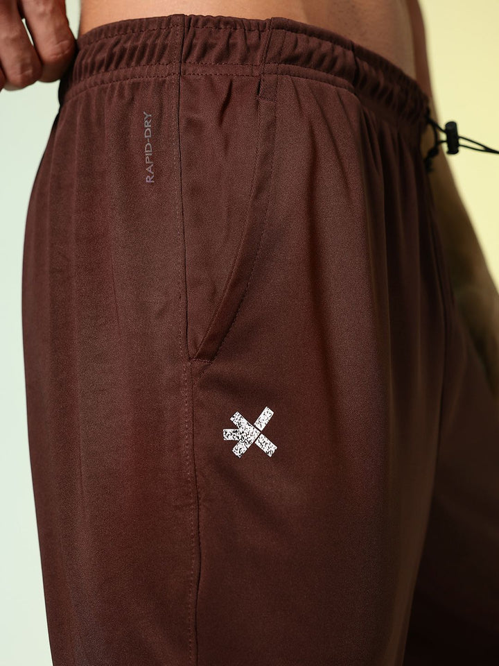 HRX by Hrithik Roshan Men Rapid-Dry Retro Brand Logo Printed Training Cargo Joggers
