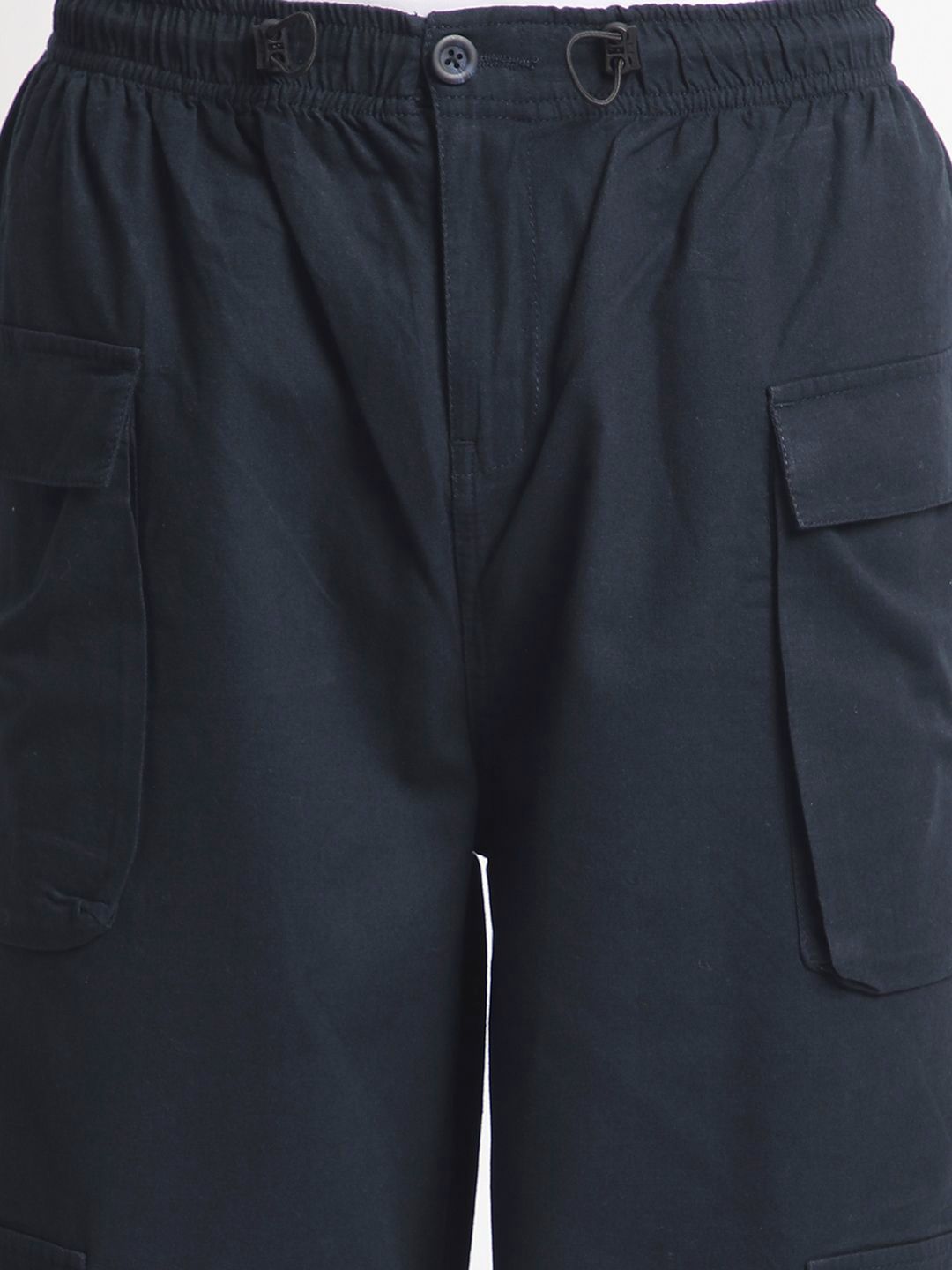 Bene Kleed Men Solid Relaxed Loose Fit Cotton Cargos Trousers