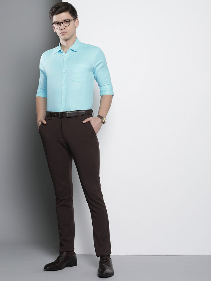 The Indian Garage Co. X Luxe Men Solid Slim Fit Opaque Formal Shirt