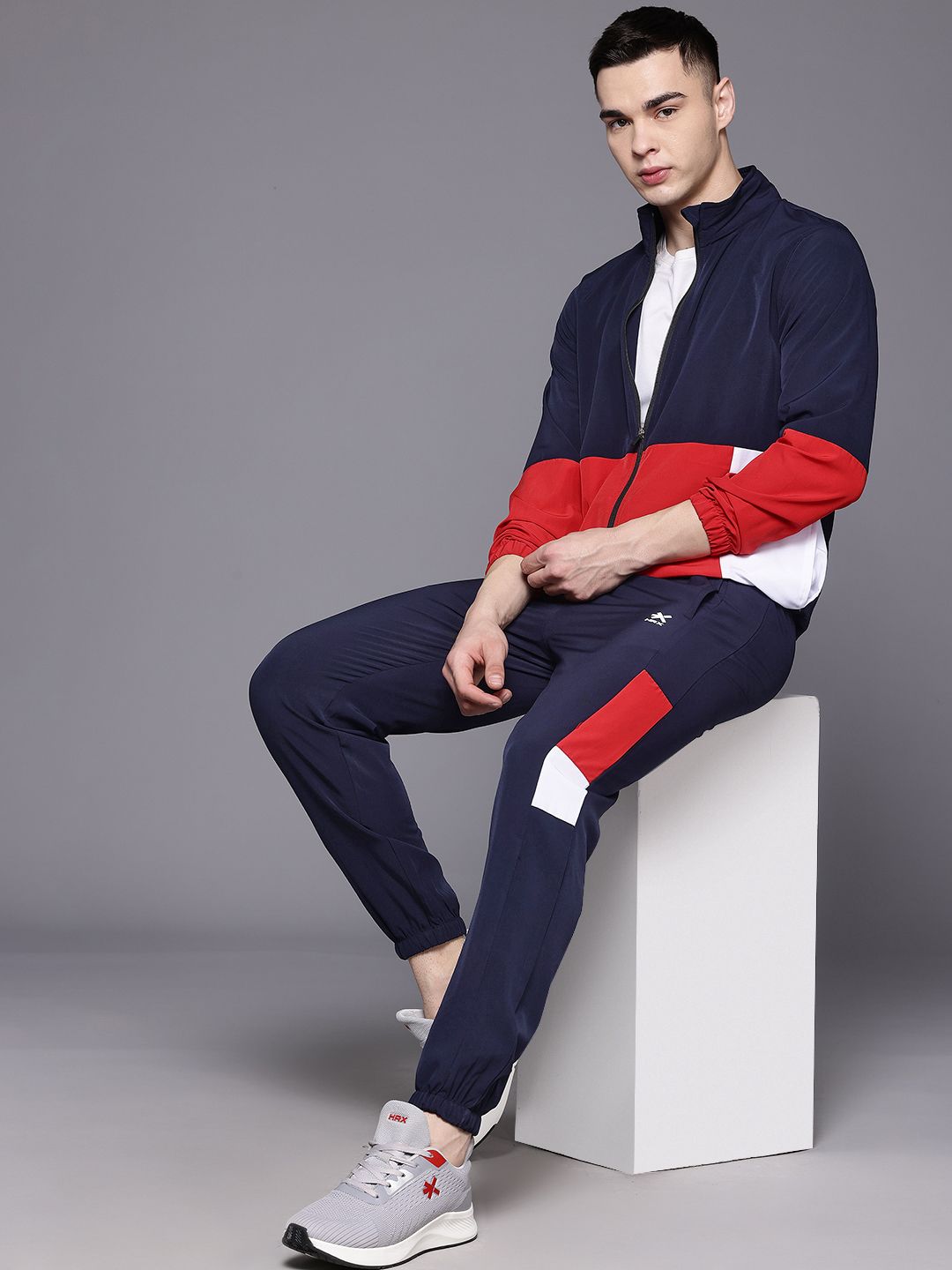 HRX by Hrithik Roshan Men Rapid-Dry Colourblocked Lifestyle Tracksuit