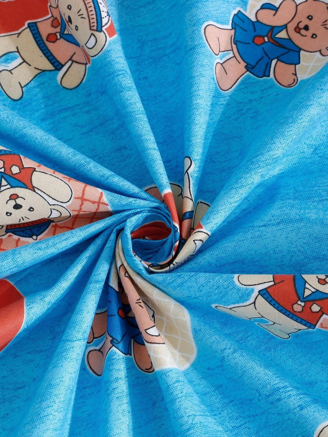 KLOTTHE Blue Cartoon Printed Fitted 400 TC Cotton King Bedsheet & 2 Pillow Covers