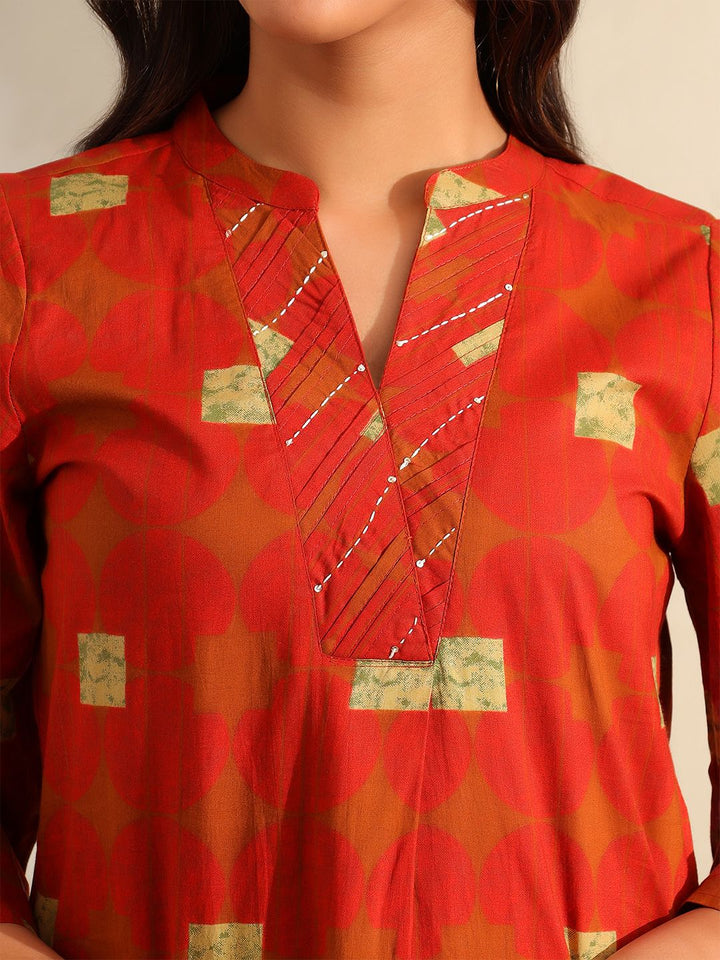 Mamicha Women Printed Regular Thread Work Pure Cotton Kurta with Palazzos