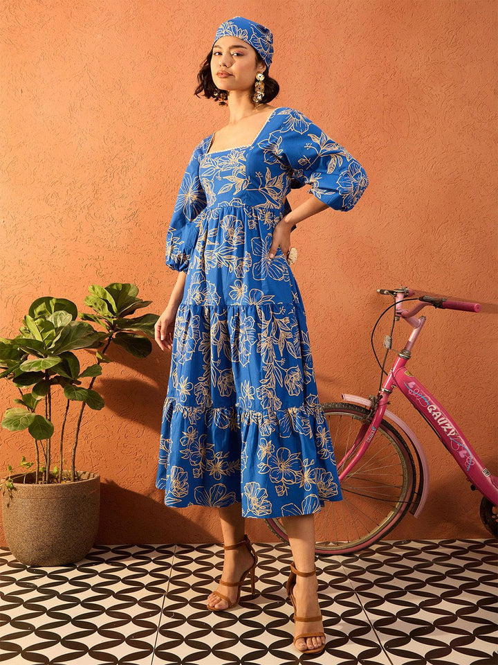 Pink Paprika oleh Sassafras Lengan Puff Bercetak Floral Sesuai dan Flare Midi Dress