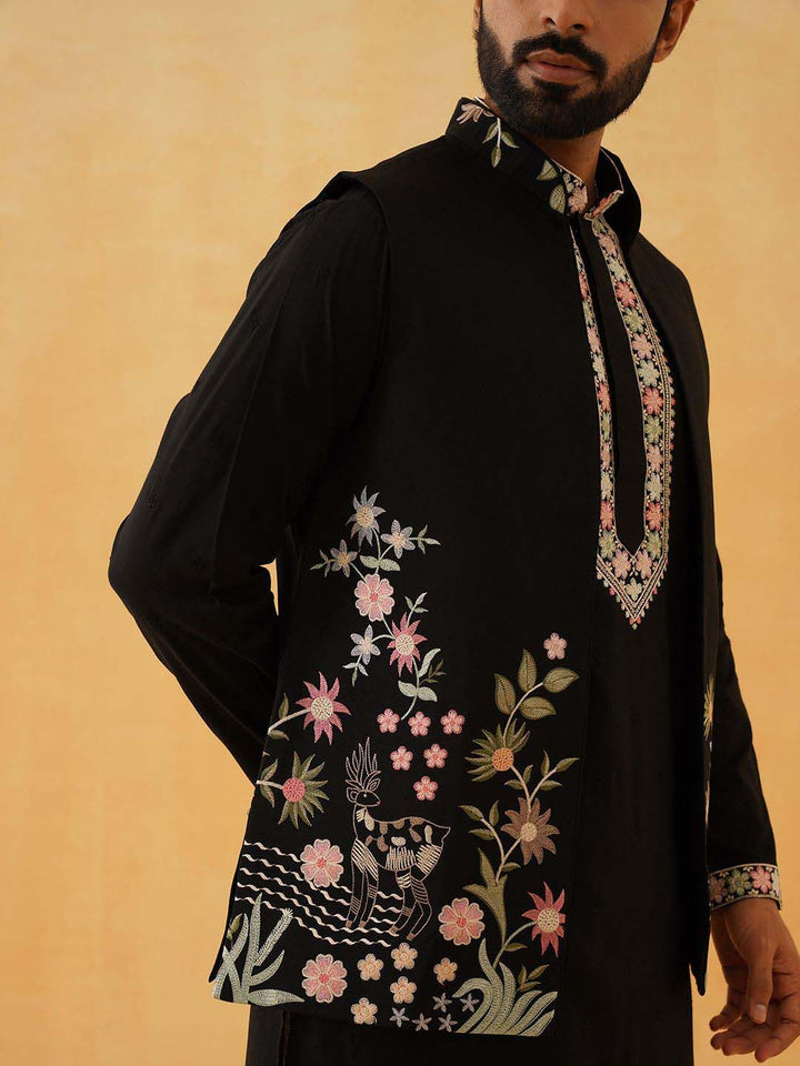 SOJANYA LUXE Floral Yoke Design Thread Work Cotton Silk Kurta With Trousers & Nehru jacket