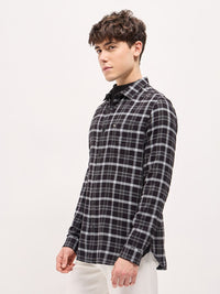 THE BEAR HOUSE Men Spread Collar Tartan Checked Cotton Slim Fit Shirt