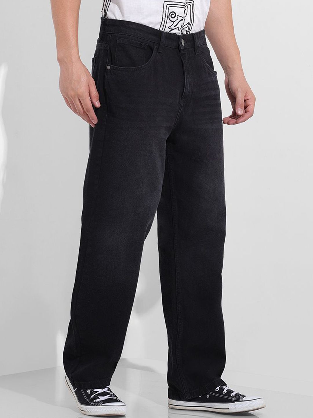The Indian Garage Co. Men Cotton Relaxed Fit Mid-Rise Light Fade Stretchable Jeans