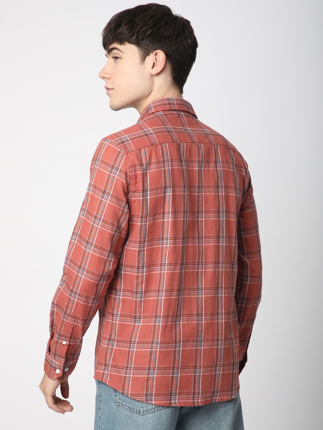 VASTRADO Men Classic Slim Fit Opaque Checked Casual Shirt