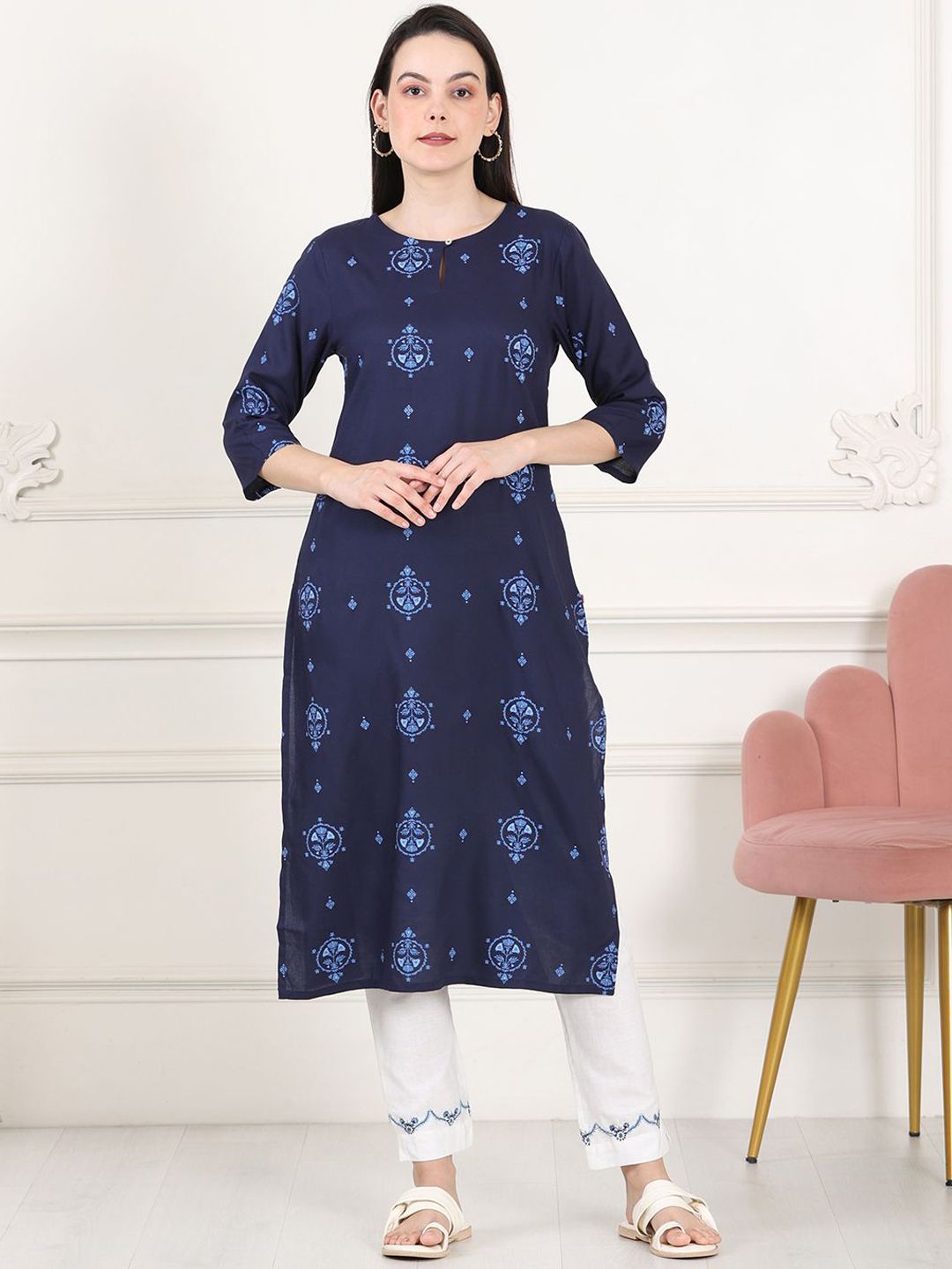 W Women Floral Embroidered Flared Sleeves Sequinned Kurta