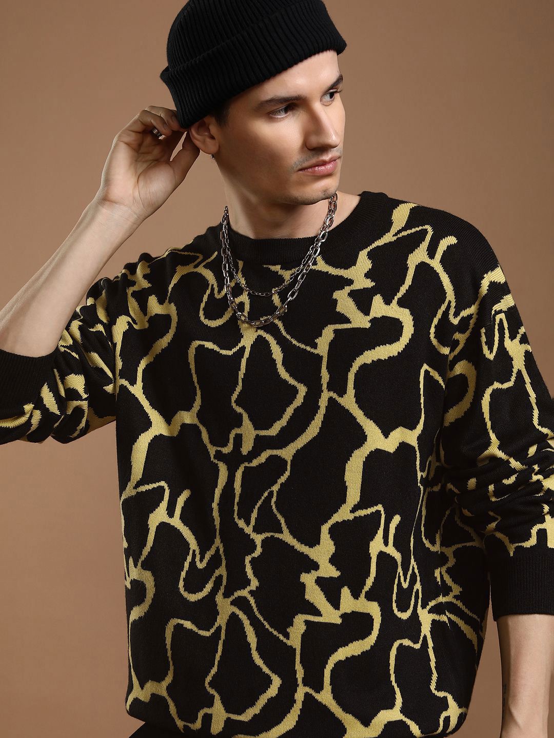HIGHLANDER Men Pullover with Embellished Detail