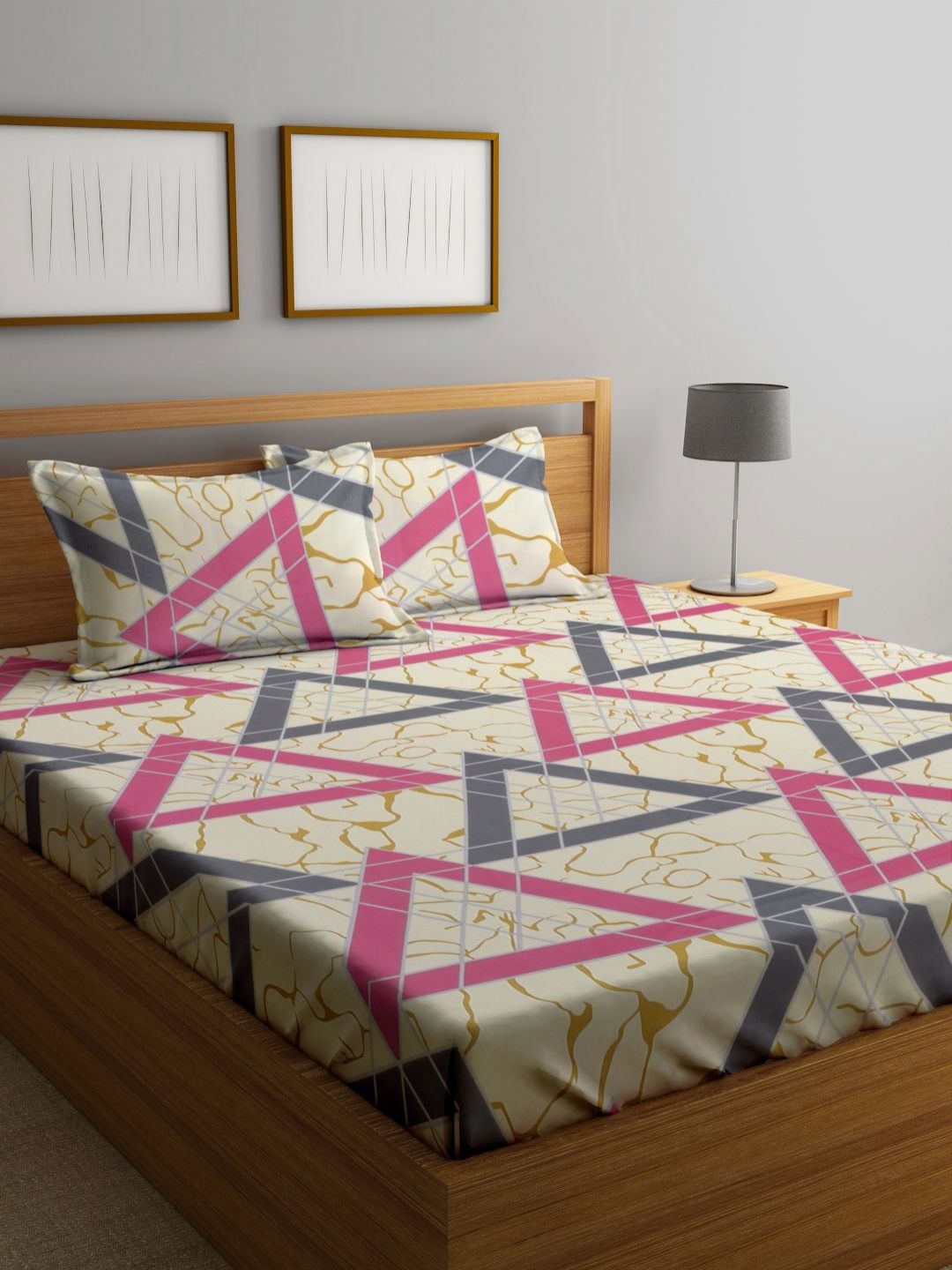 Myntra Elegant Homes White & Pink Geometric 300 TC King Cadar dengan 2 Sarung Bantal