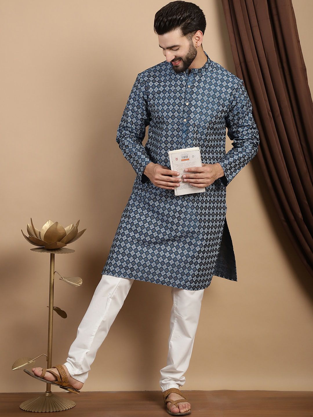 Motif Etnik Anouk Bercetak Kolar Mandarin Lengan Panjang Kurta Lurus dengan Churidar