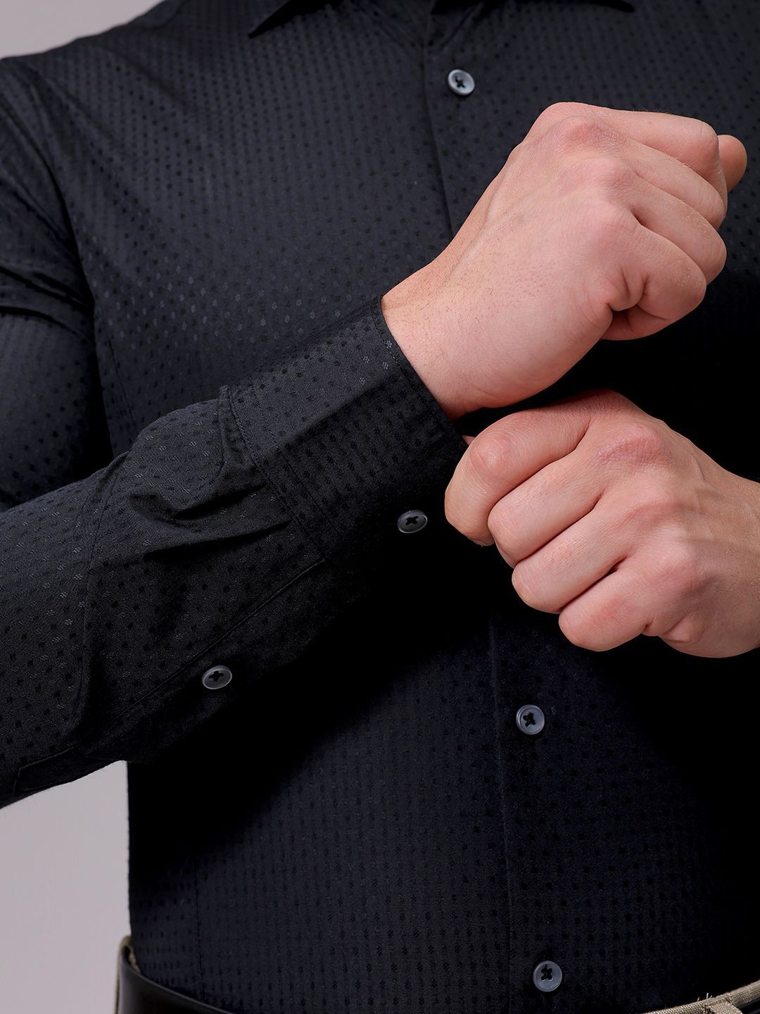 The Indian Garage Co. X Luxe Men Slim Fit Opaque Formal Shirt