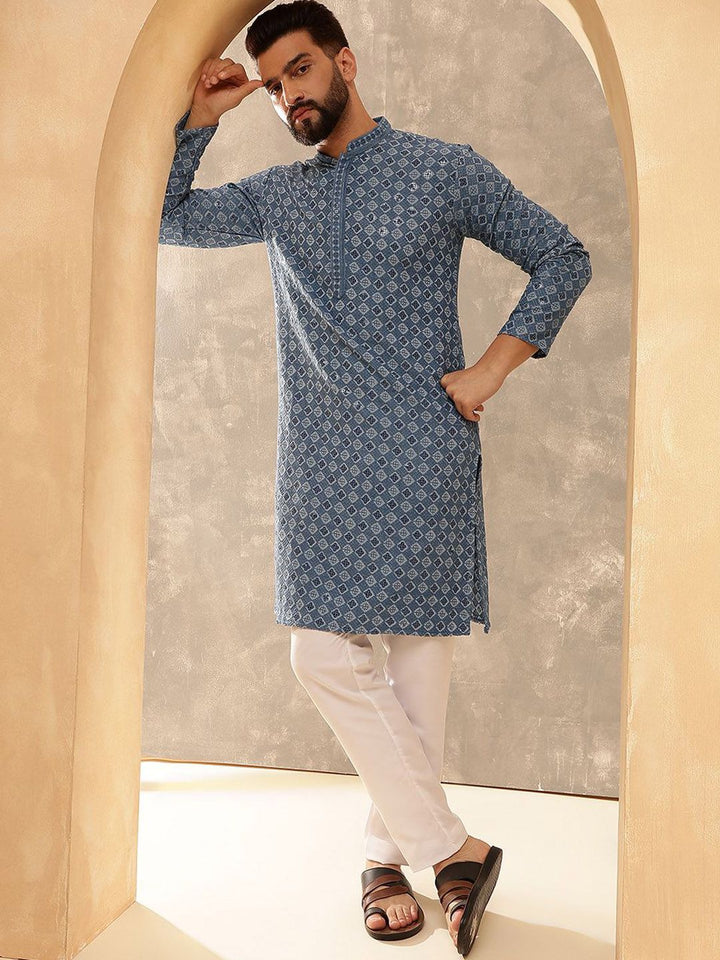 Anouk Blue Mandarin Collar Geometrik Sulam Labuci Kapas Tulen Kurta Lurus