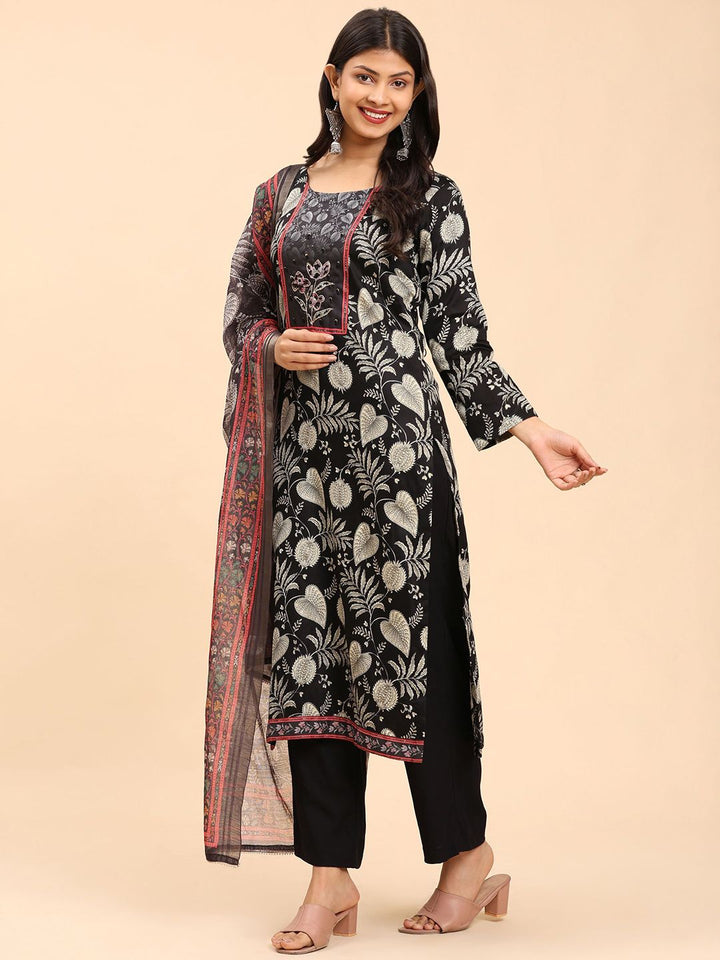 Mamicha Women Floral Printed Regular Pure Cotton Kurta with Palazzos & With Dupatta