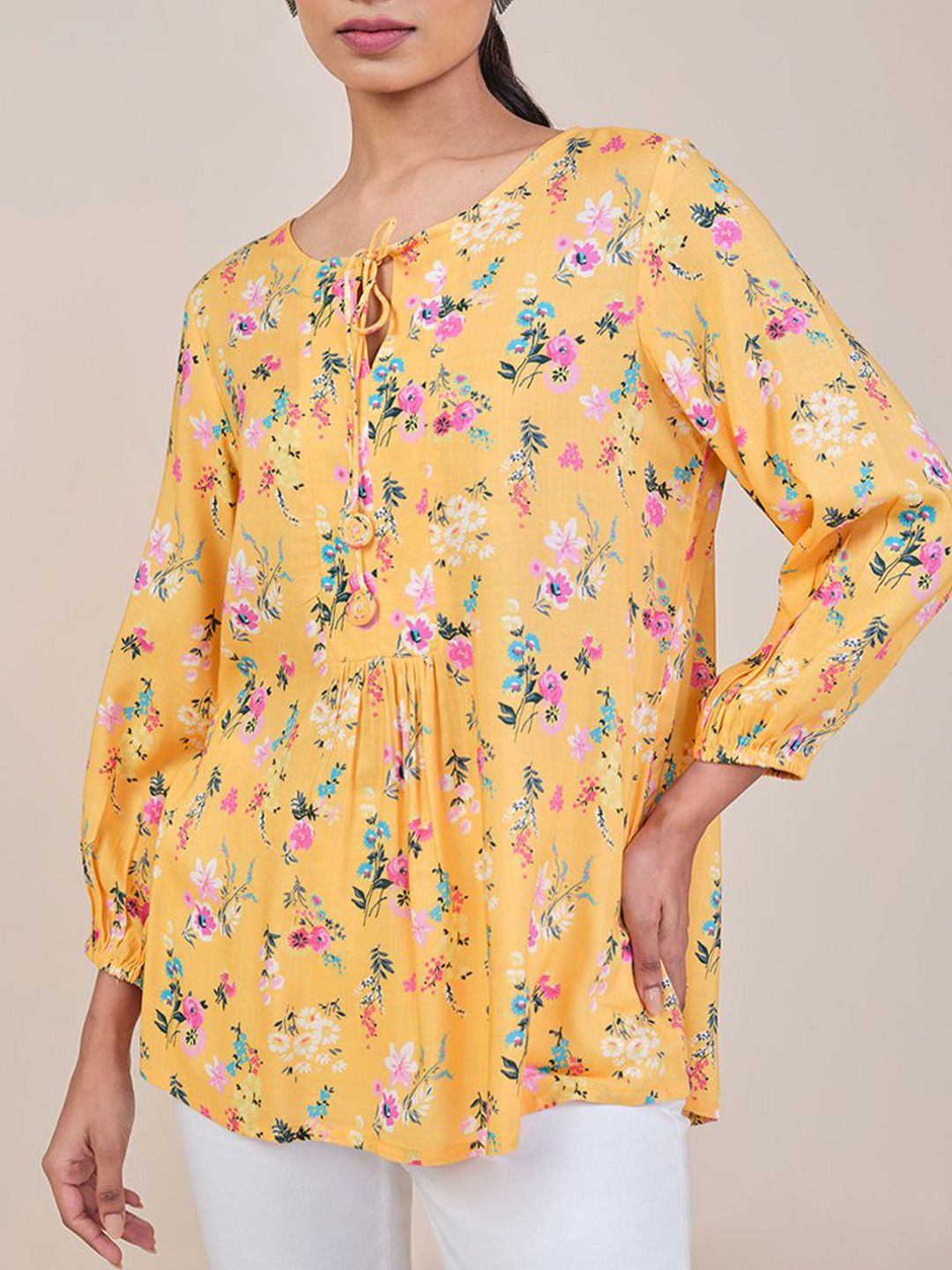 Global Desi Women Floral Printed Top