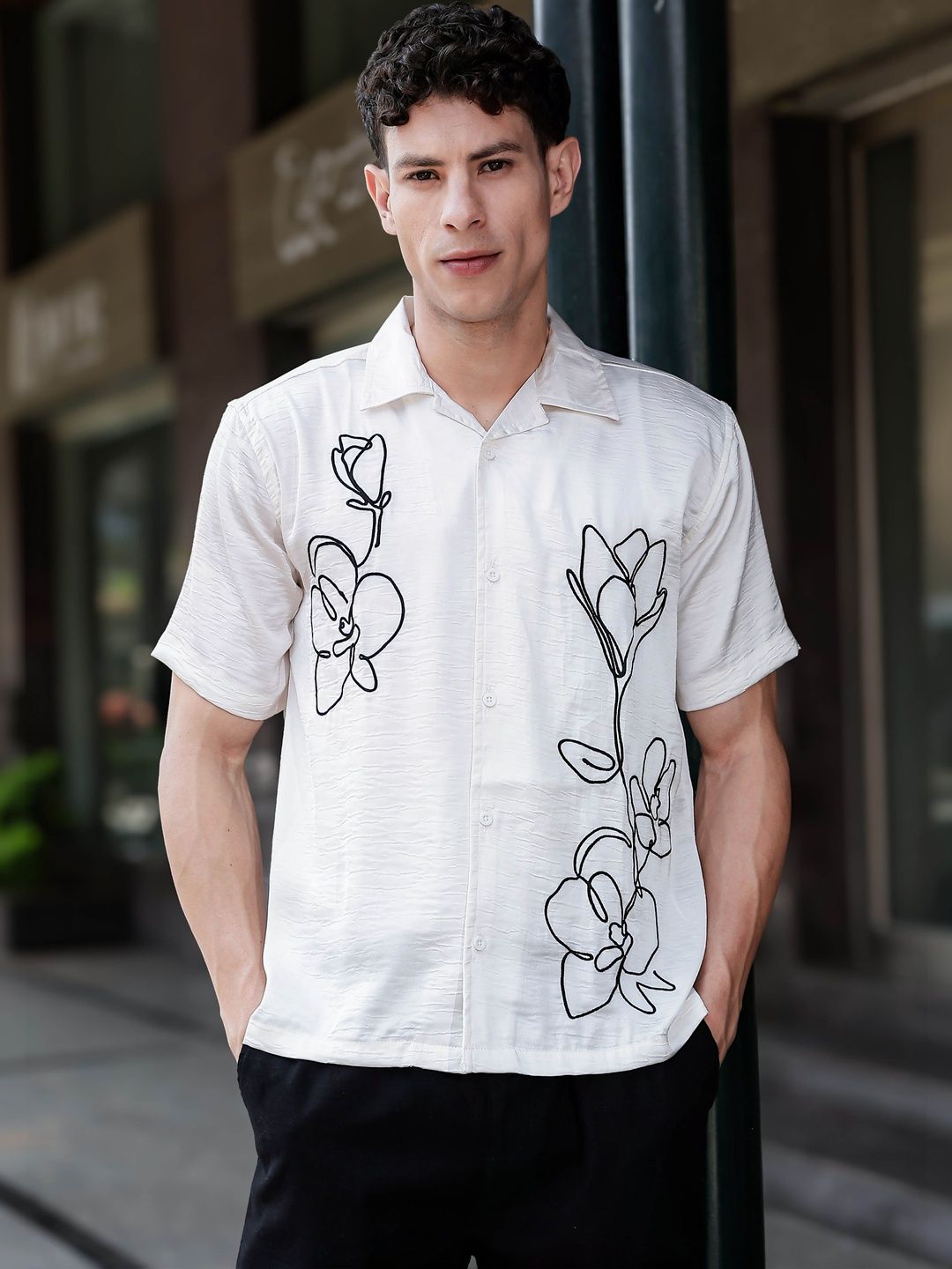 Eszett Men Floral Printed Casual Shirt