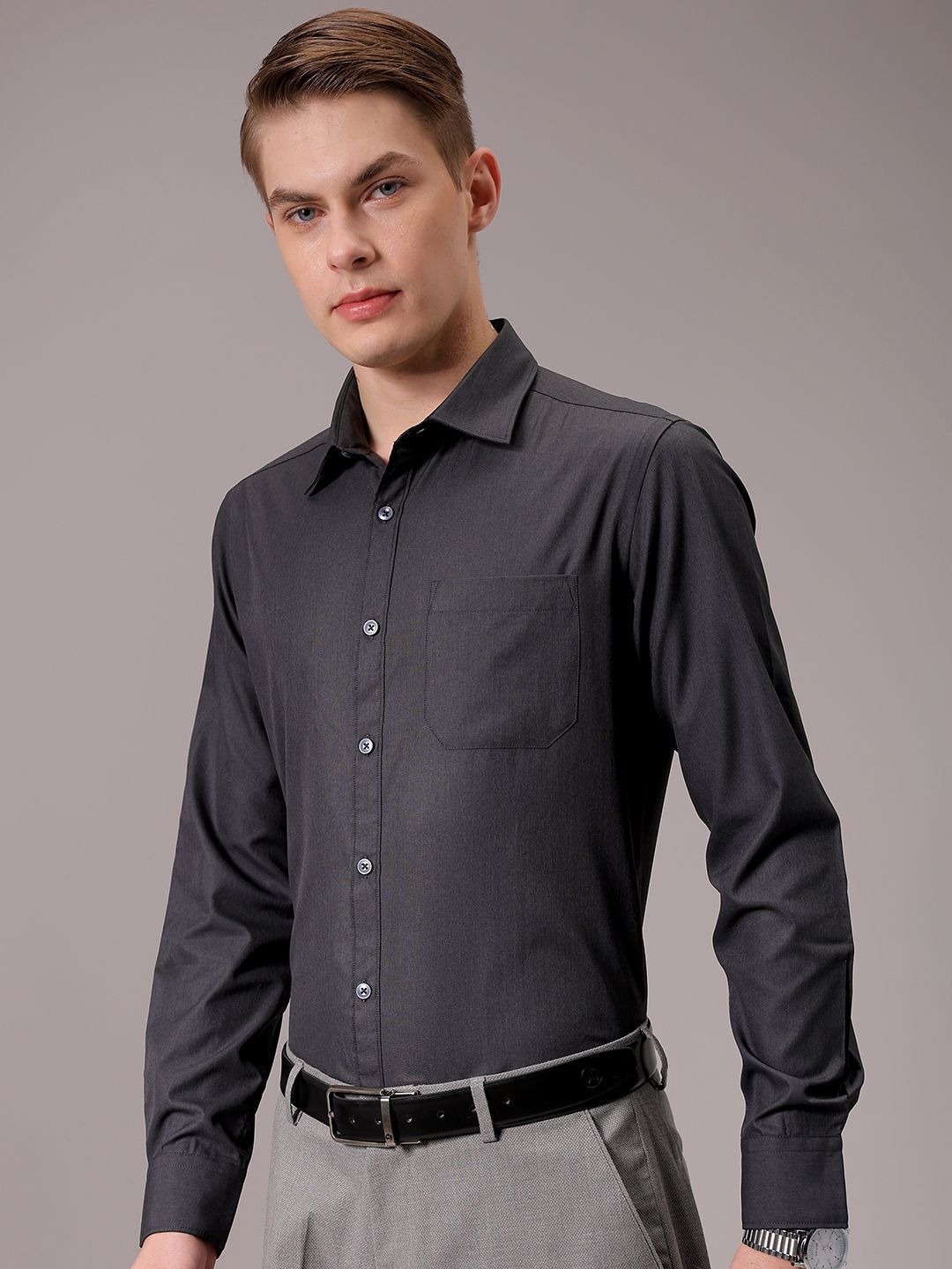 The Indian Garage Co. X Luxe Men Spread Collar Solid Slim Fit Formal Shirt