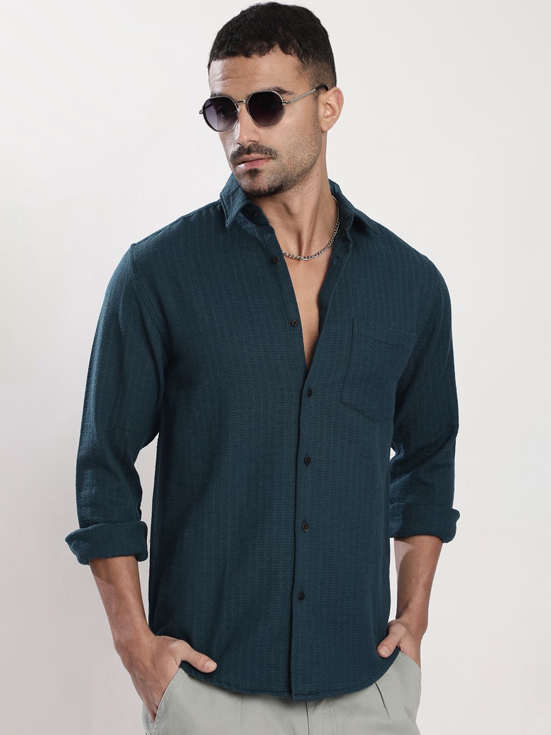 Bene Kleed Regular Fit Textured Casual Shirt