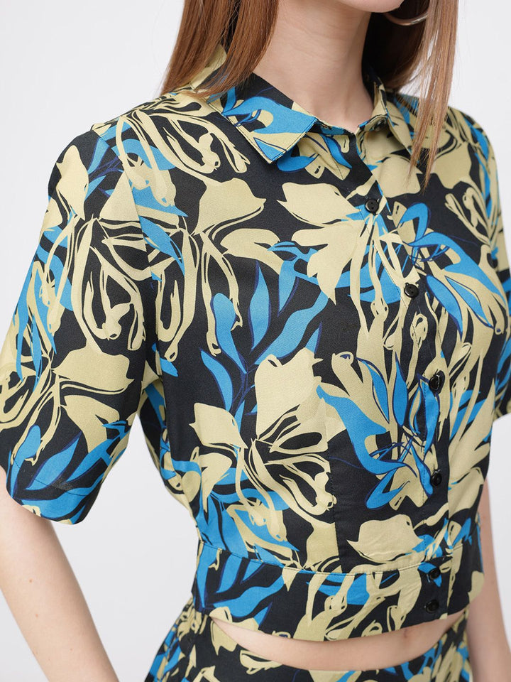 DressBerry Floral Daze Retro Boxy Crop Shirt