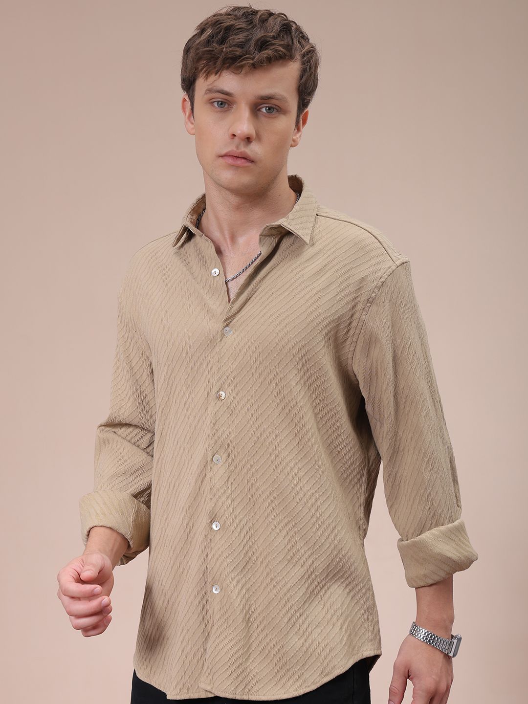 The Indian Garage Co Men Slim Fit Textured Jacquard Resortwear Shirt