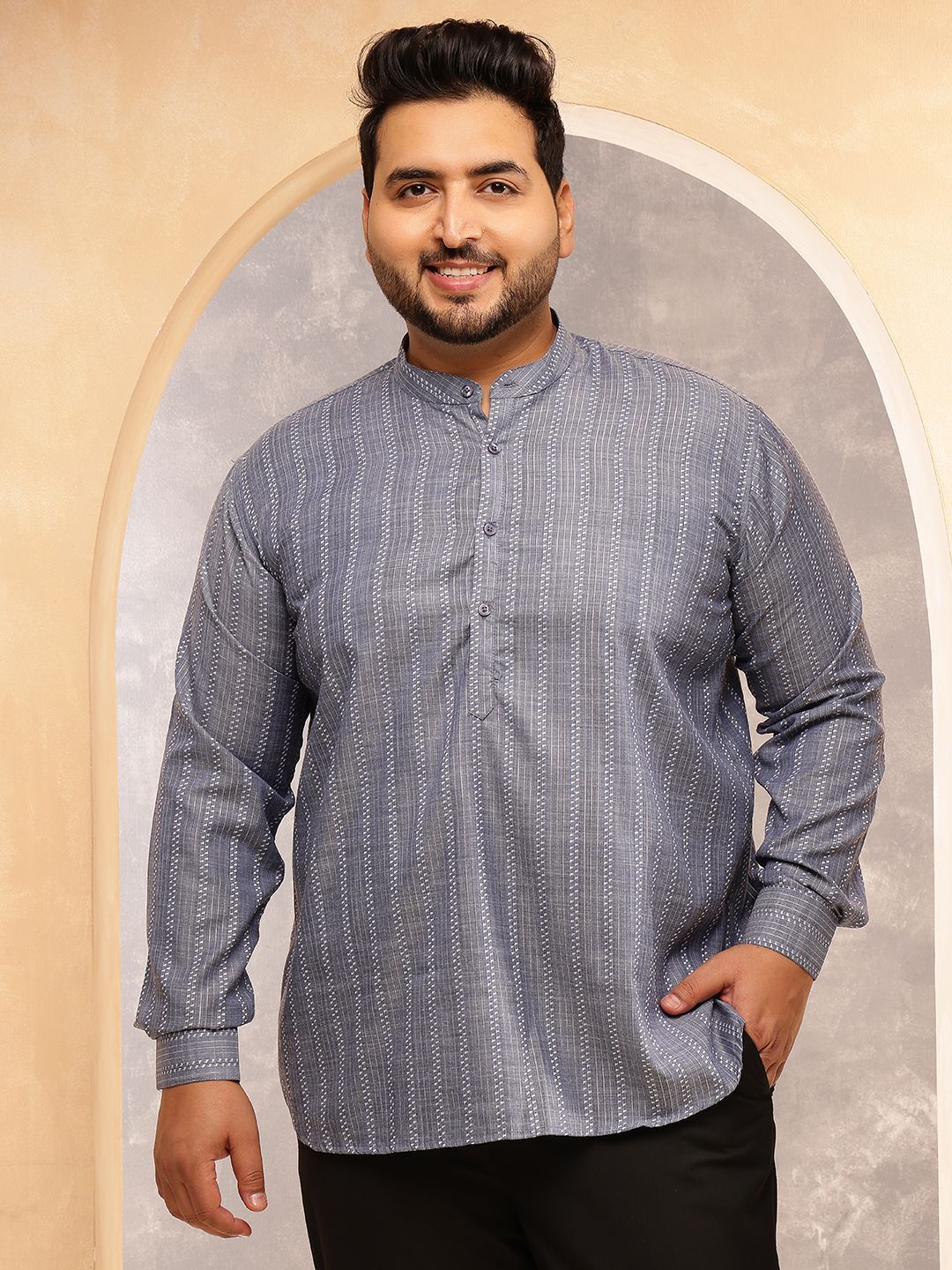 SOJANYA PLUS Kurta Lurus Berjalur Lelaki
