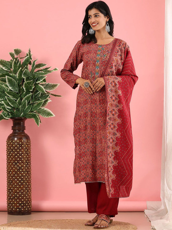 Mamicha Women Floral Printed Regular Thread Work Pure Cotton Kurta with Palazzos & With Dupatta