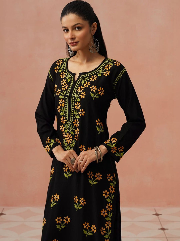House of Chikankari Women Floral Embroidered Thread Work Kurta