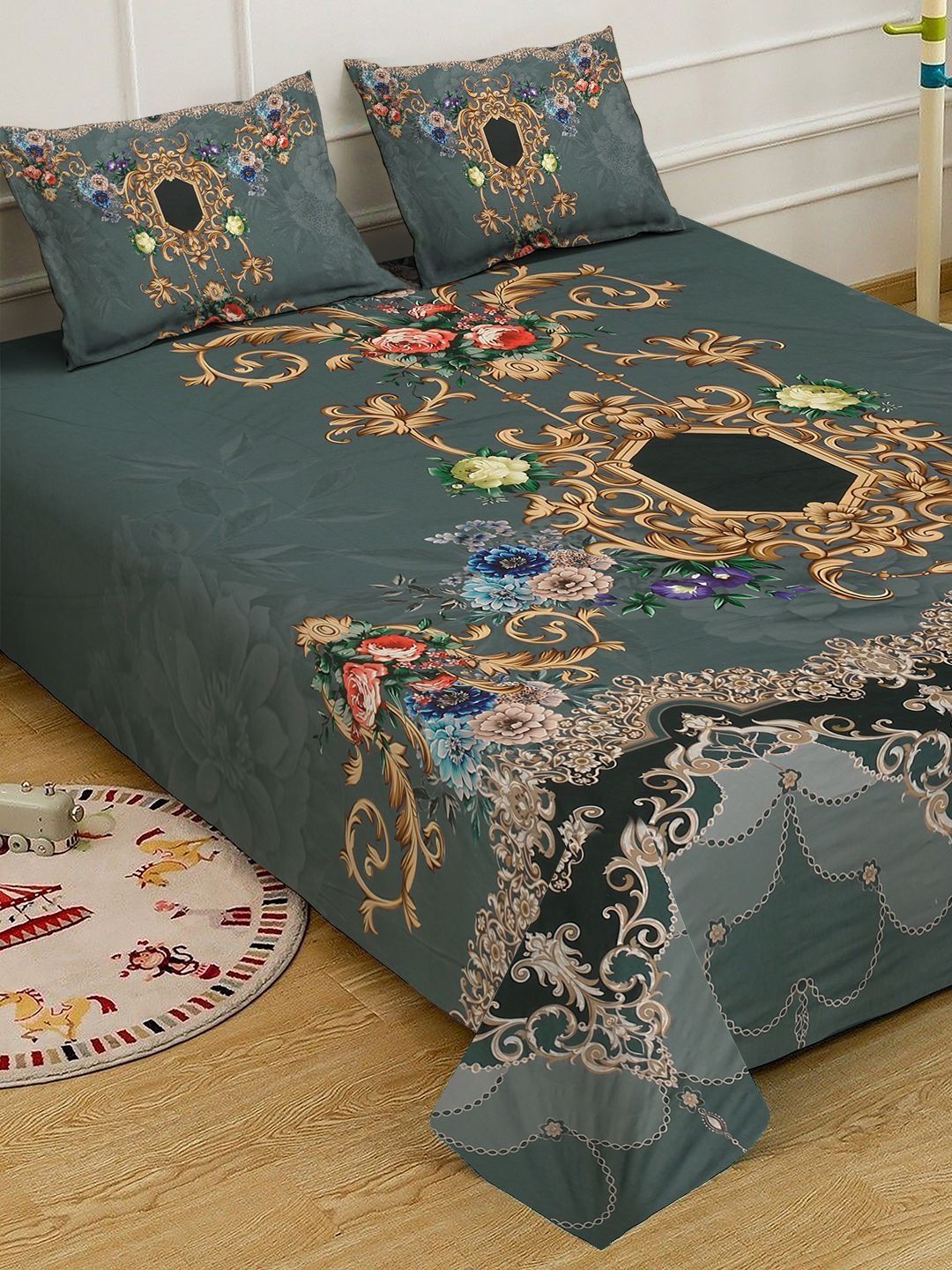 Myntra Elegant Homes Green Floral 300 TC Cadar dengan 2 Sarung Bantal