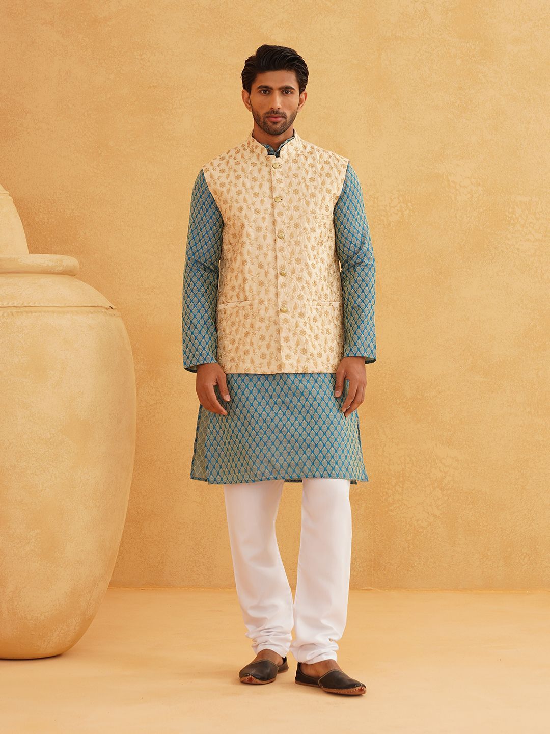 SOJANYA Ethnic Motifs Woven design Band Collar Kurta With Churidar And Nehru Jacket