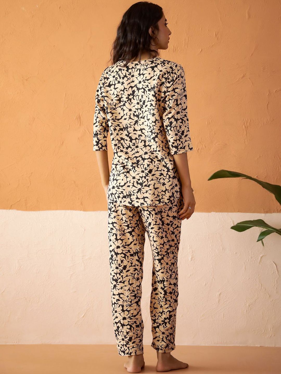 SANSKRUTIHOMES Women Printed Night suit