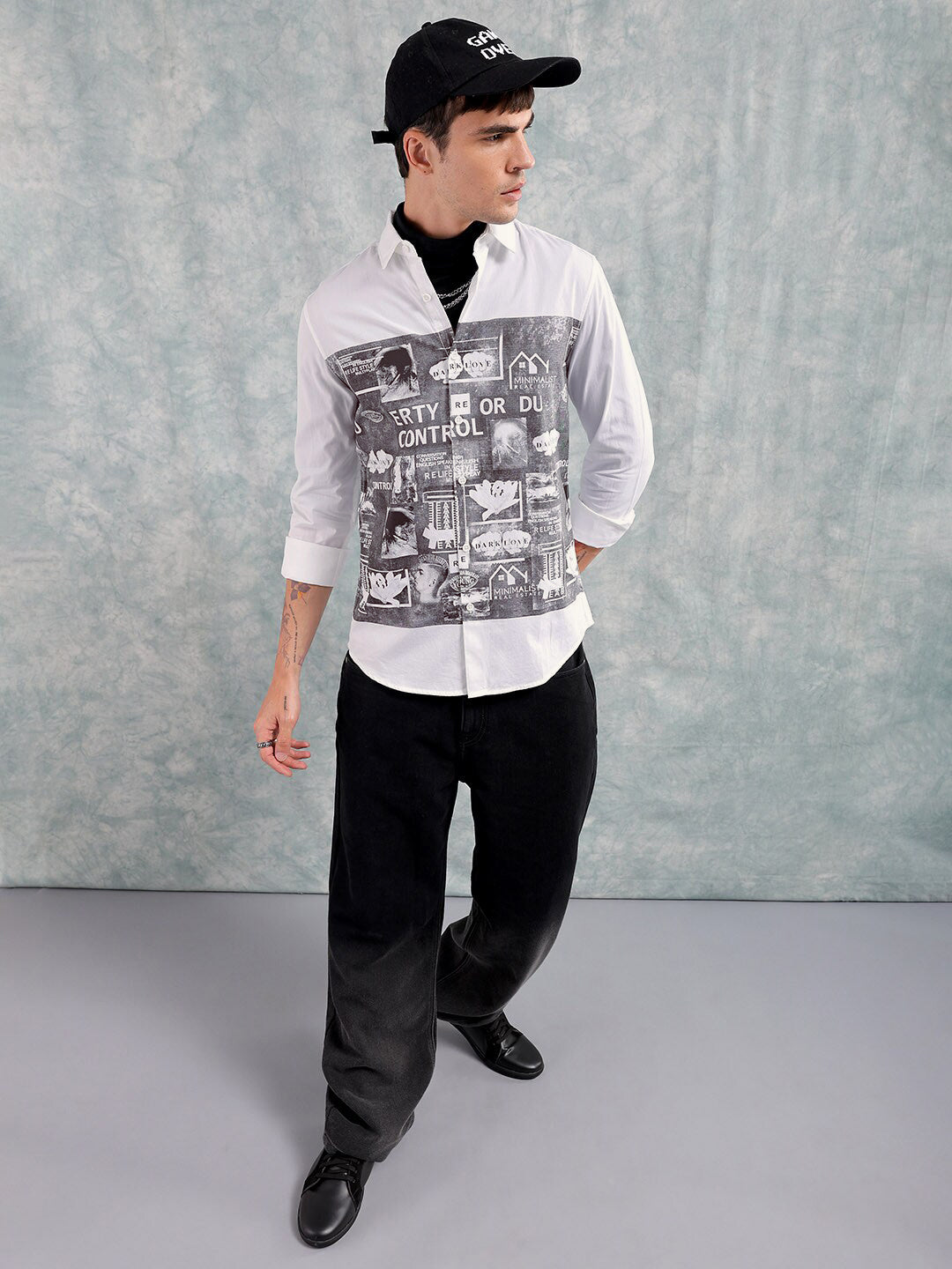 The Indian Garage Co Slim Fit Graphic Printed Pure Cotton Casual Shirt