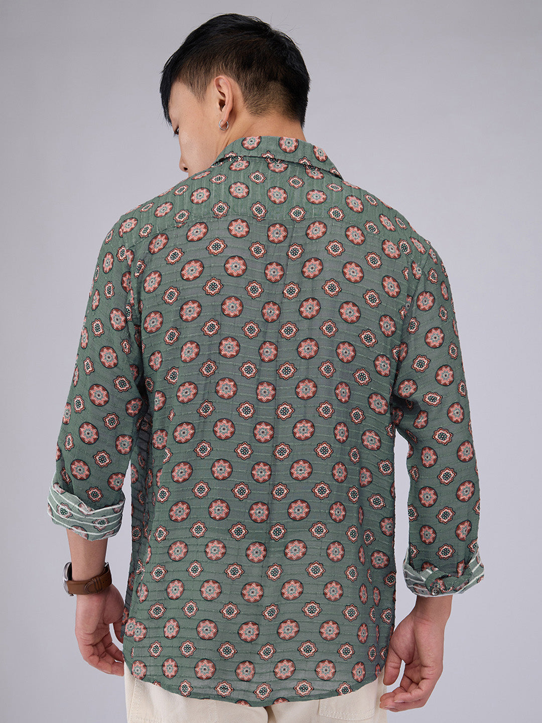 VASTRADO Men Classic Fit Spread Collar Floral Printed Relaxed Fit Casual Shirt