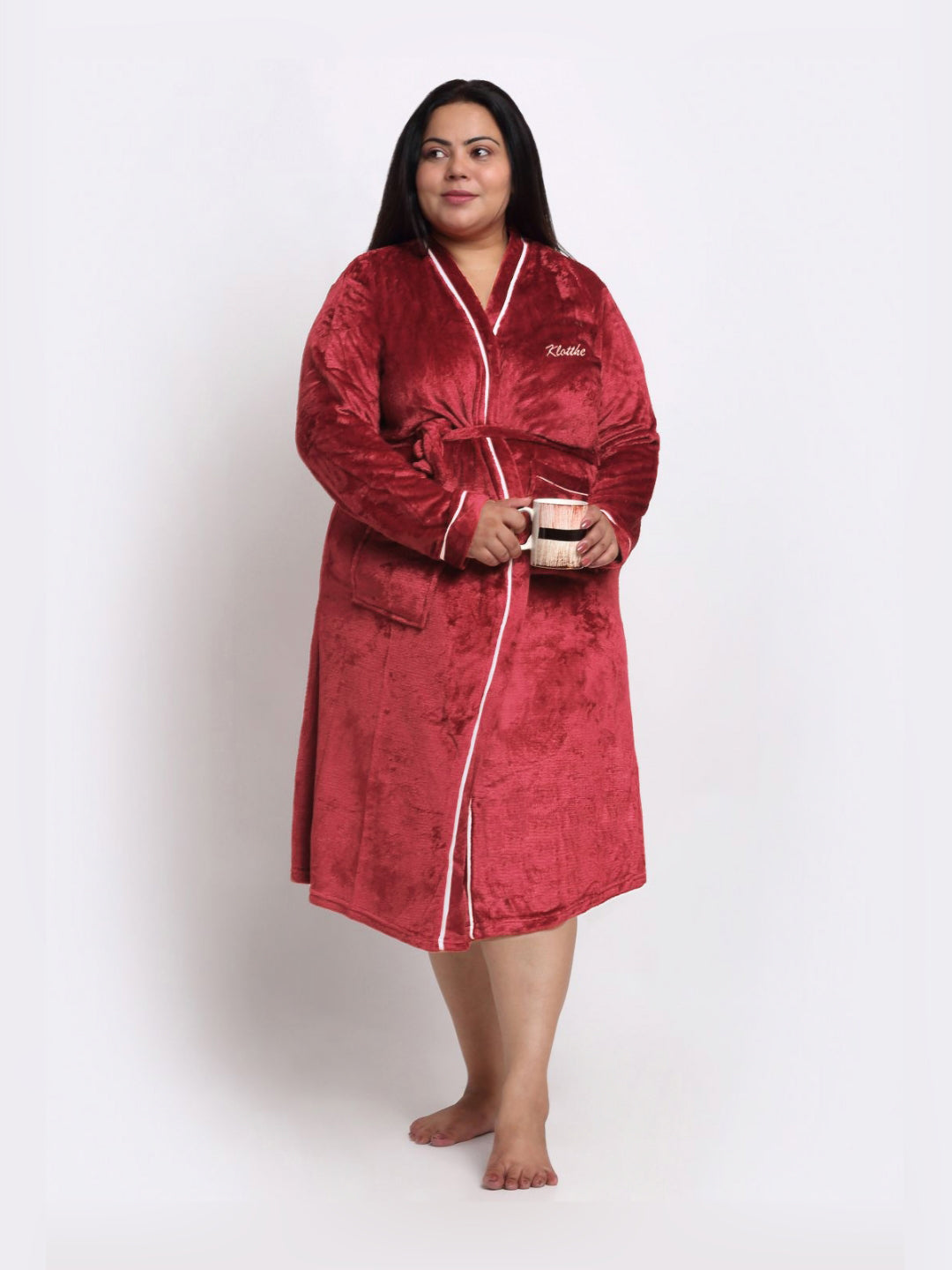 KLOTTHE Plus Size Red Woollen Long Sleeves Bath Robe With Belt