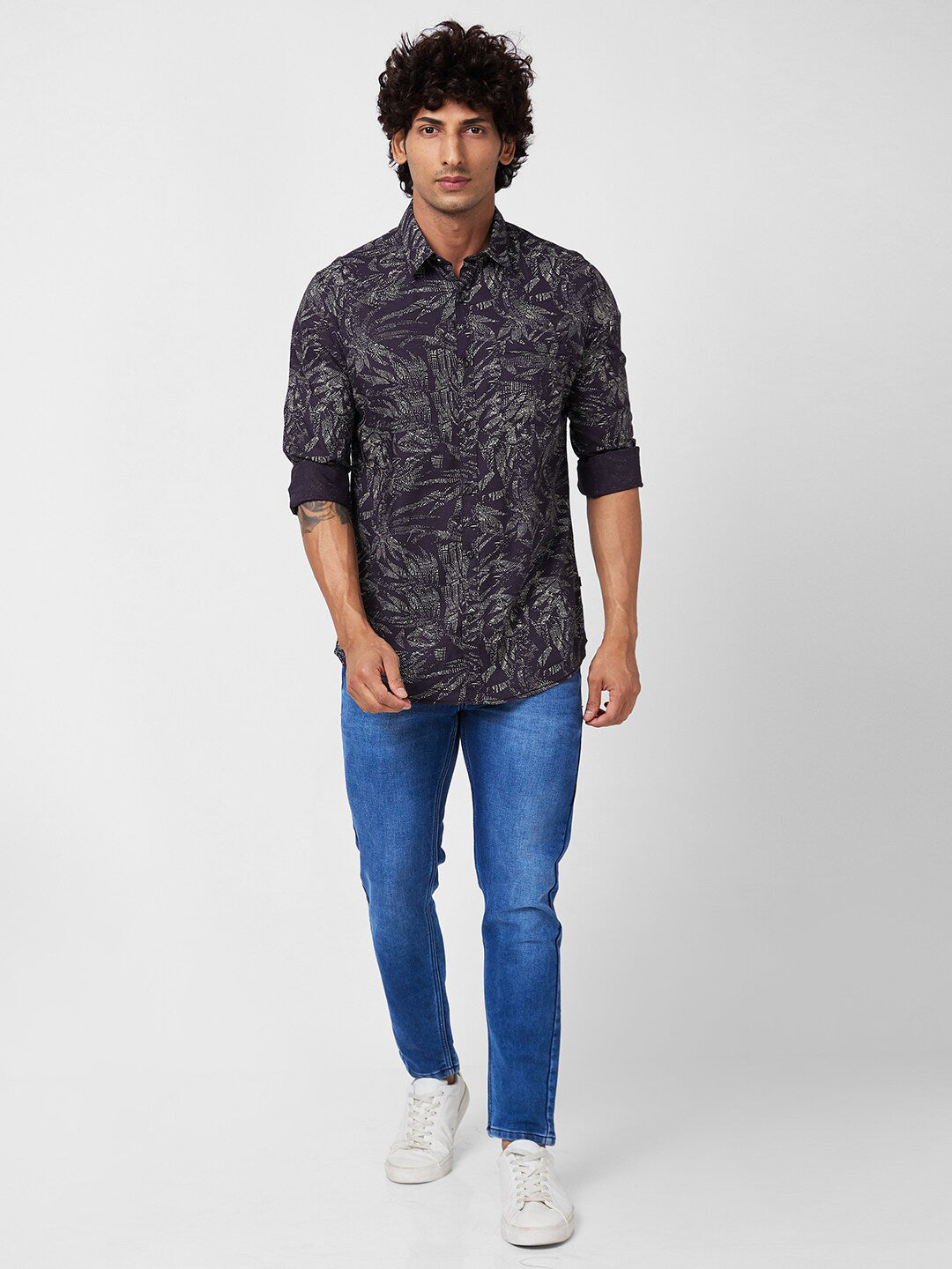 SPYKAR Slim Fit Abstract Printed Pure Cotton Casual  Shirt