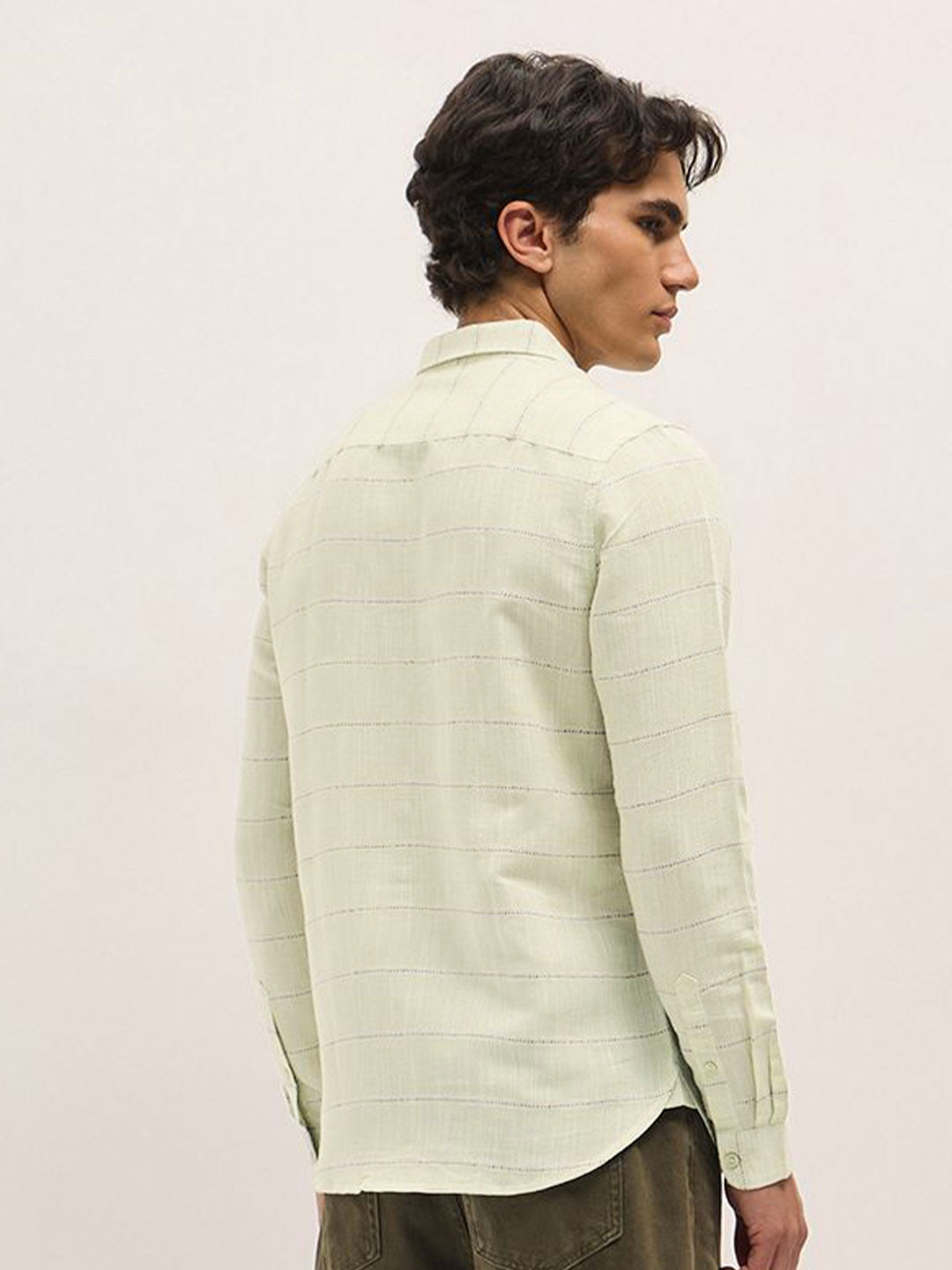 THE BEAR HOUSE Men Slim Fit Horizontal Stripes Opaque Striped Casual Shirt