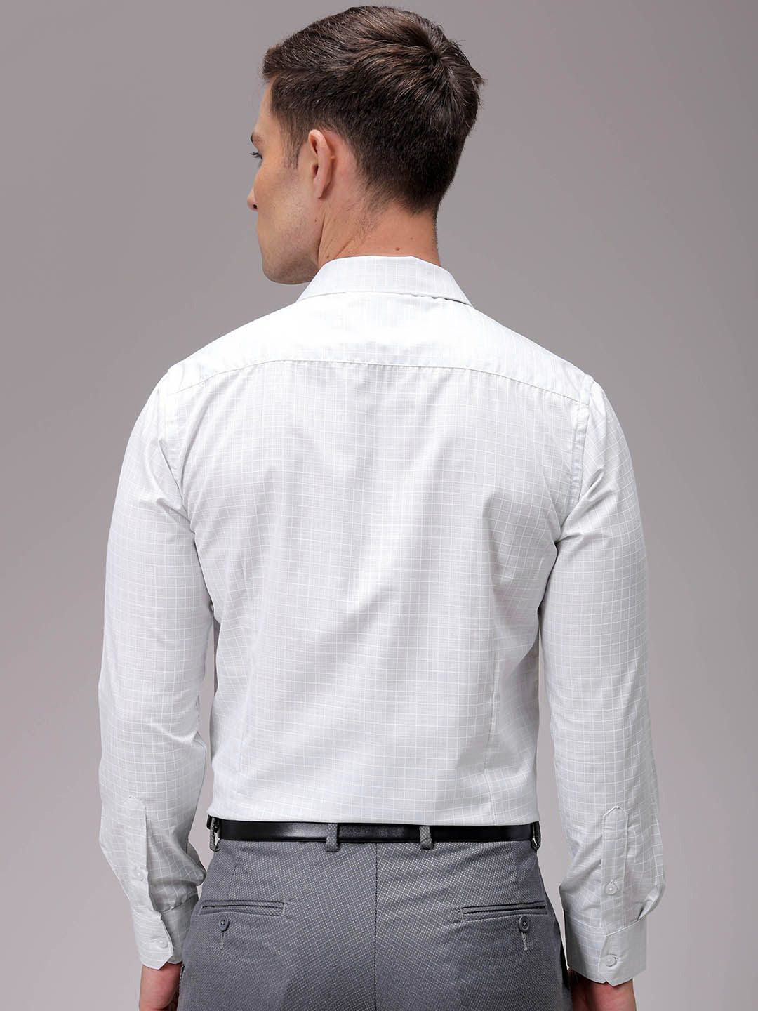 The Indian Garage Co. X Luxe Men Slim Fit Opaque Checked Formal Shirt