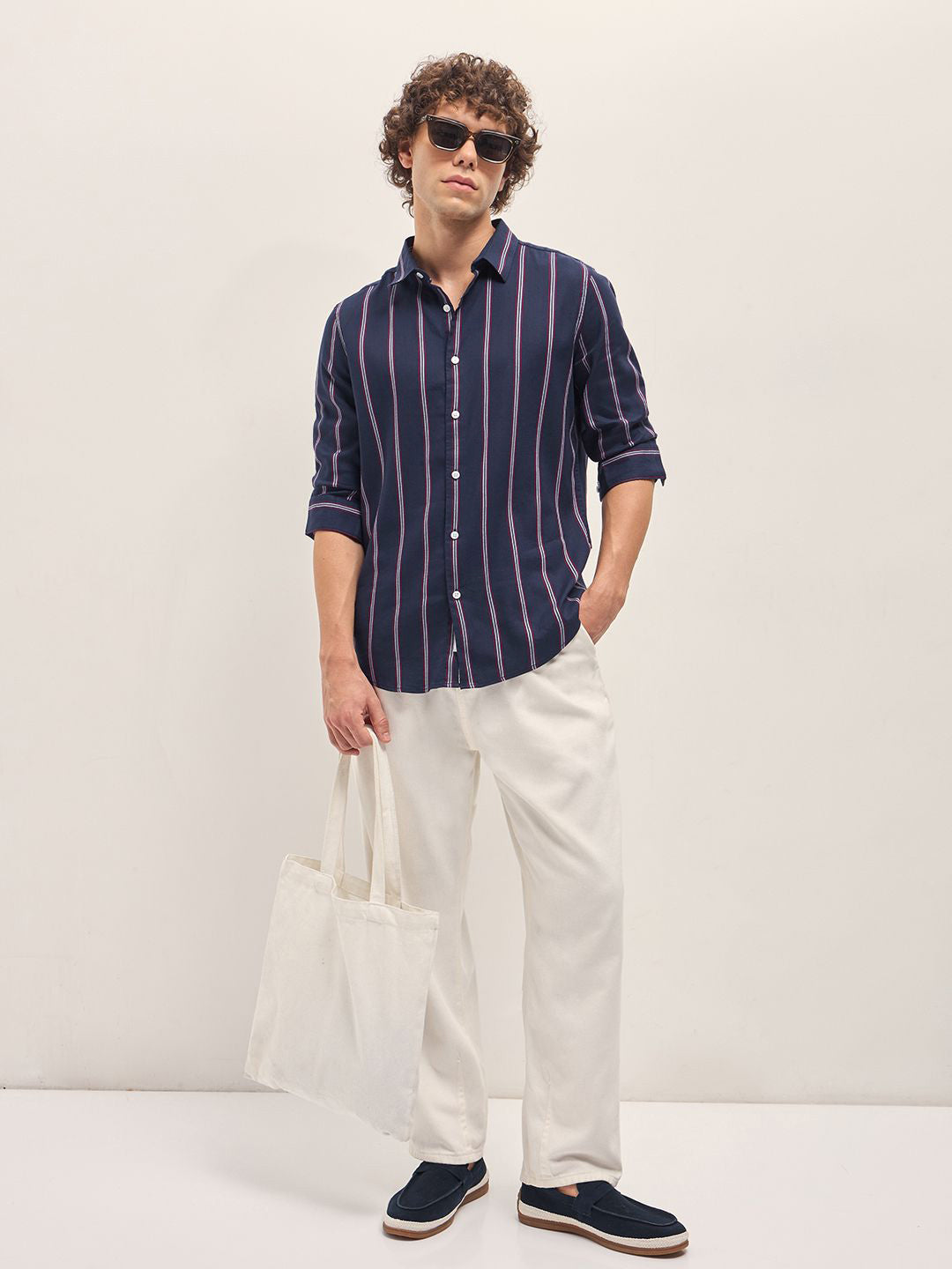 THE BEAR HOUSE Men Spread Collar Vertical Striped Cotton Slim Fit Casual Shirt