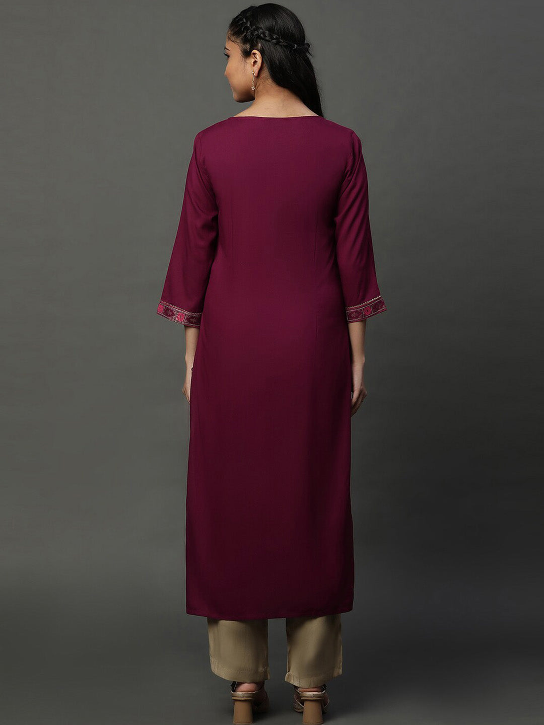 Motif etnik aurelia dicetak lurus kurta