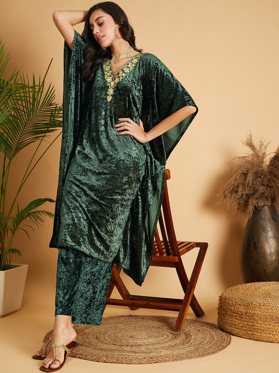 Shae by SASSAFRAS Embroidered V-Neck Flared Sleeves Kaftan Sequinned Work Velvet Kurta