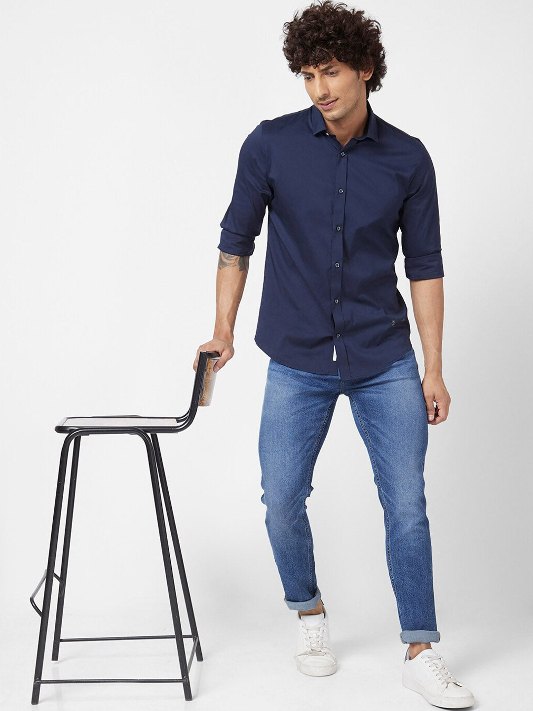 SPYKAR Men Slim Fit Low-Rise Heavy Fade Clean Look Cotton Stretchable Jeans