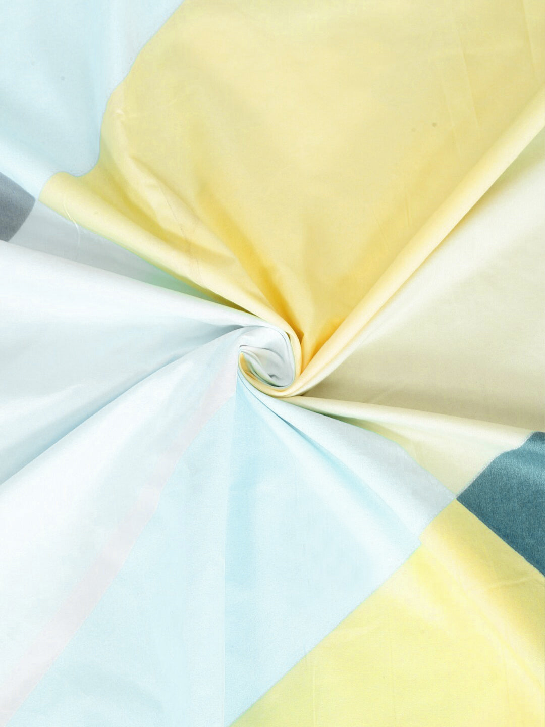 KLOTTHE Turquoise Blue & Yellow Geometric 300 TC King Bedsheet with 2 Pillow Covers