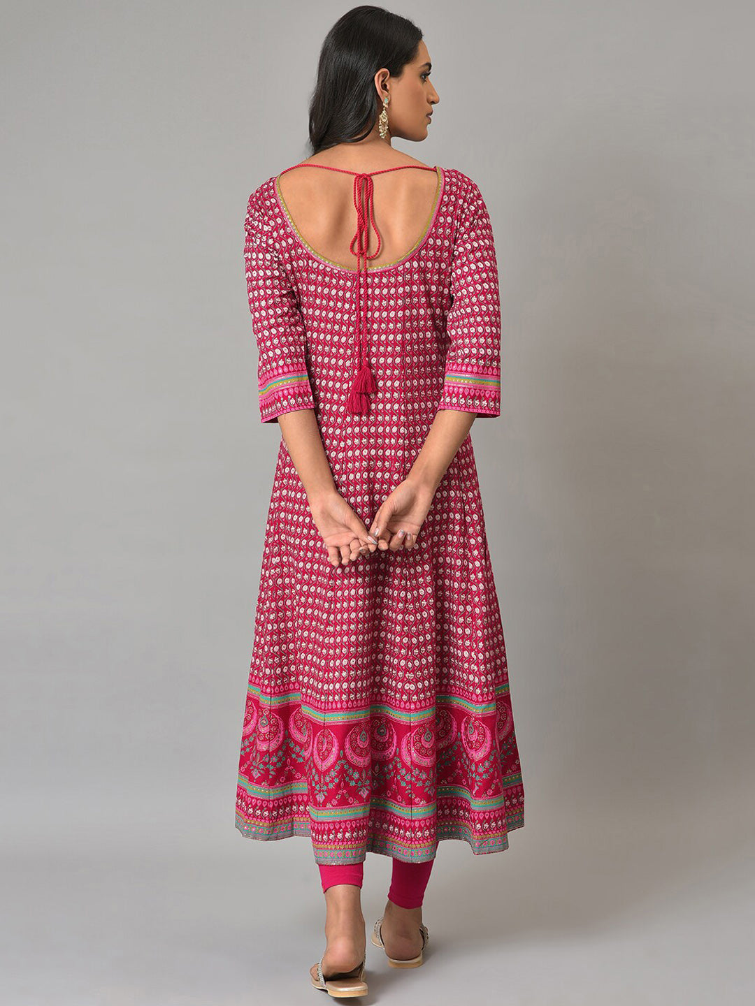 W Festive Floral Print Rayon Kurta With Tight