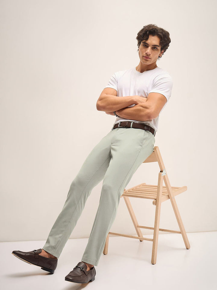 THE BEAR HOUSE Men Slim Fit Mid-Rise Flat-Front Trousers