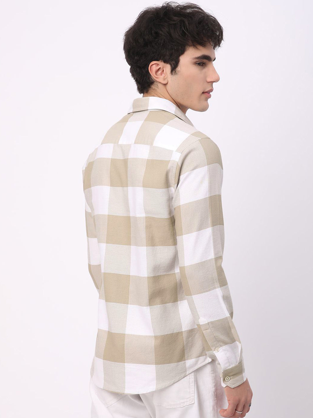 VASTRADO Men Classic Slim Fit Opaque Checked Casual Shirt