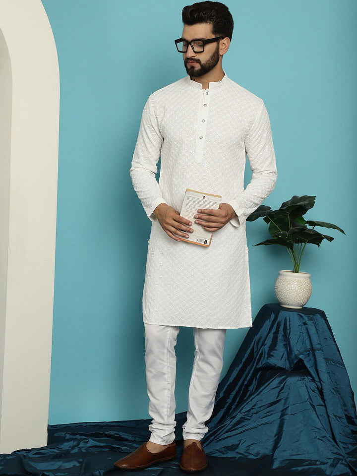 SOJANYA Kurta Kapas Tulen Kolar Mandarin Sulam Geometrik dengan Churidar