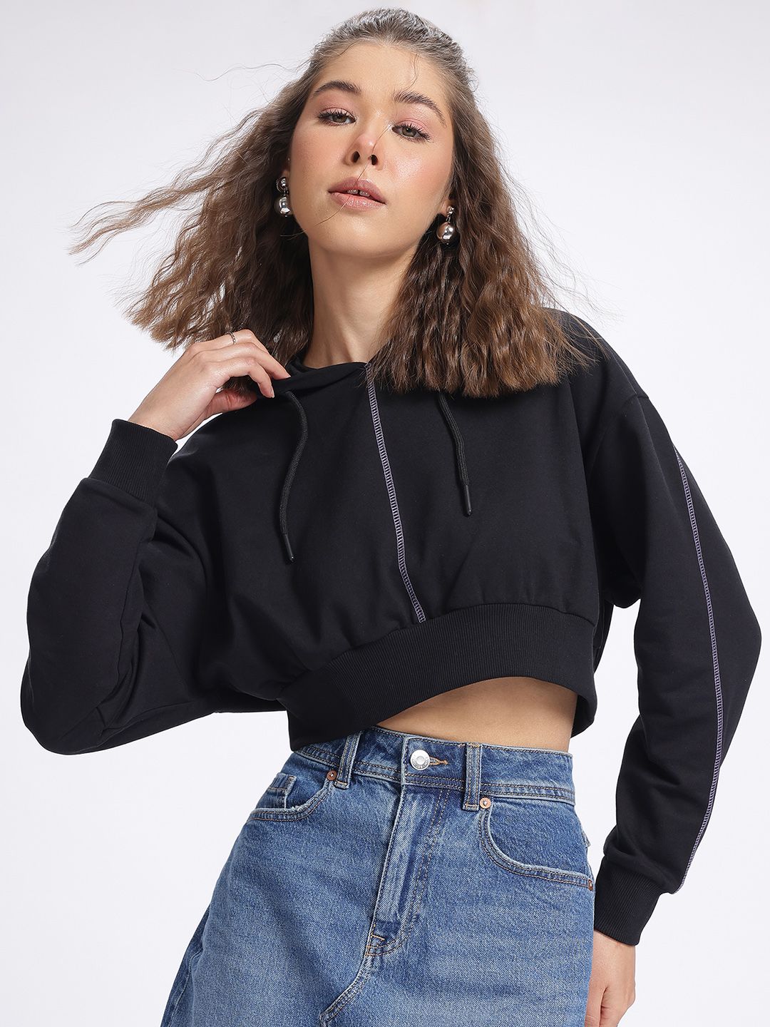 DressBerry Drop-Shoulder Sleeves Crop Hooded Sweatshirt
