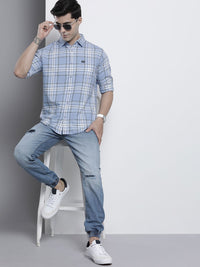 The Indian Garage Co Men Blue Comfort Checked Casual Shirt